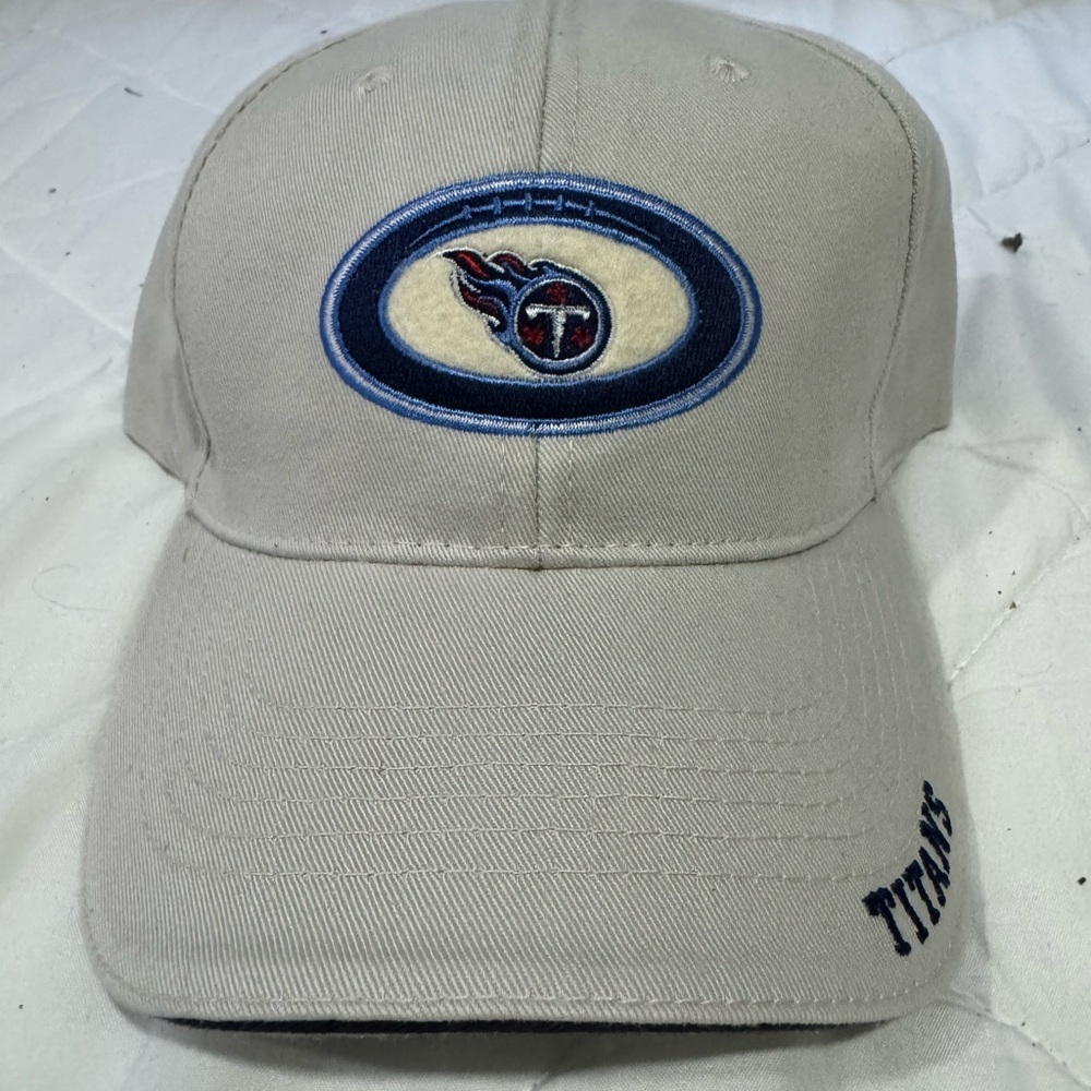 NWT Titans Beige Adjustable Baseball Hat
